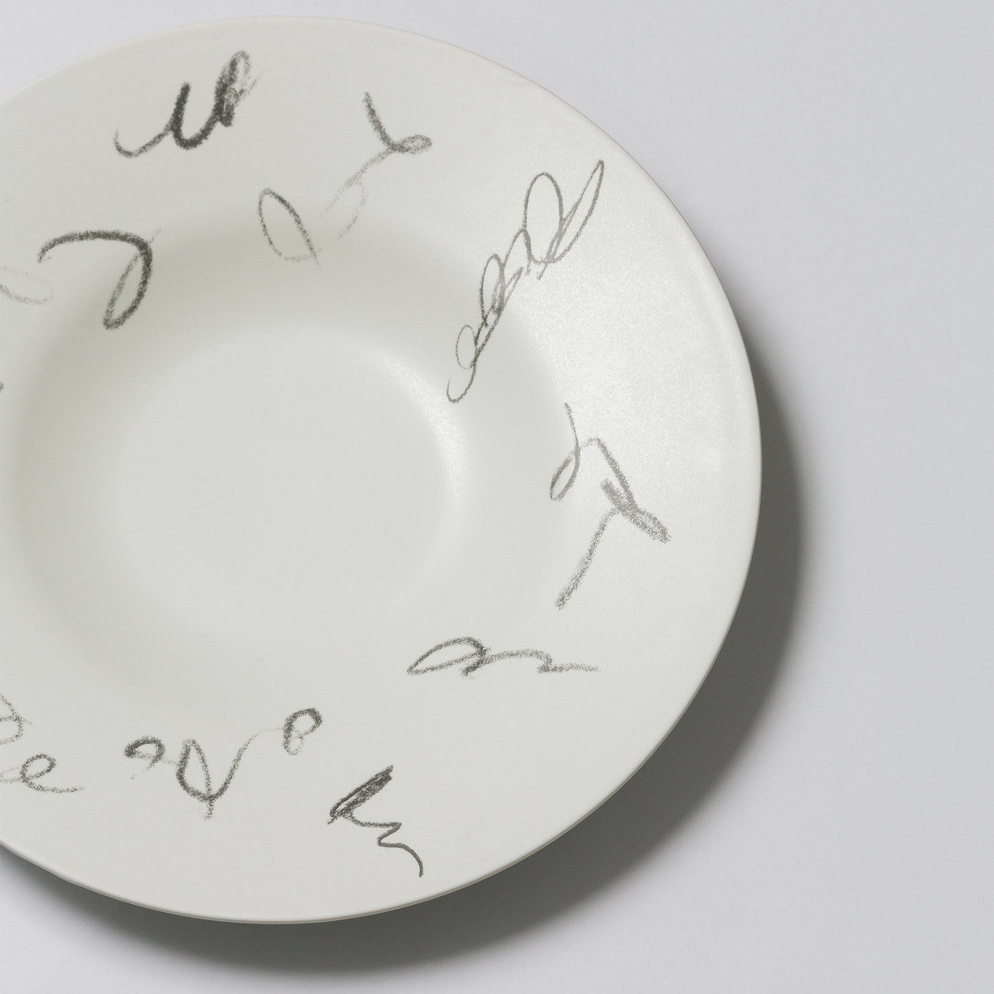 Yuki MIKAMI × HEGE Over Plate for φ250